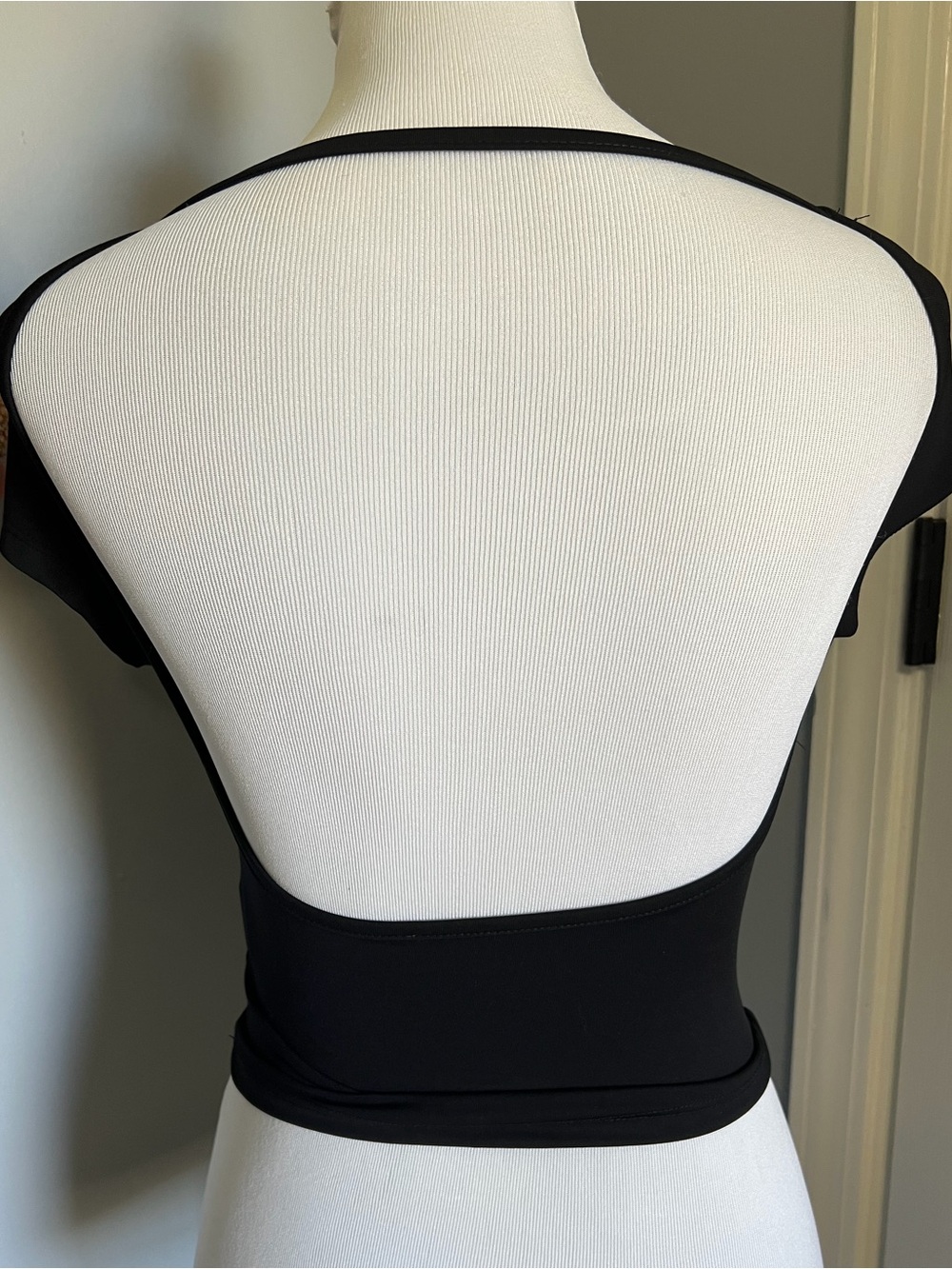 Open Back Top - Picture 2 of 2